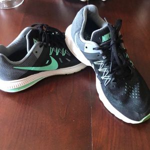 Nike soon Winflo 2 woman’s size 8 shoes
